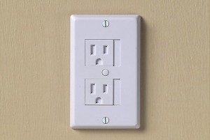 Outlet protector