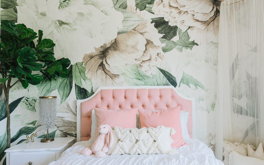 How to Use Wall Murals in the Nursery or Kid’s Room