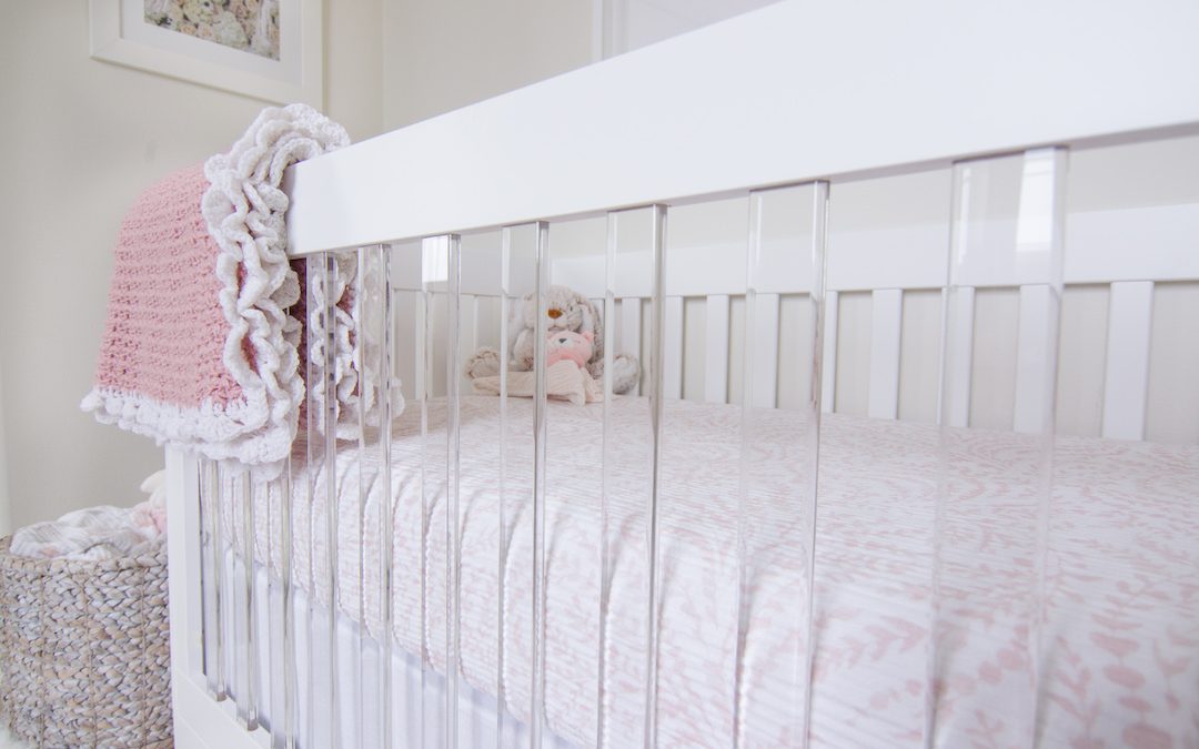 Accenting Your Nursery with Acrylic for a Contemporary Flair