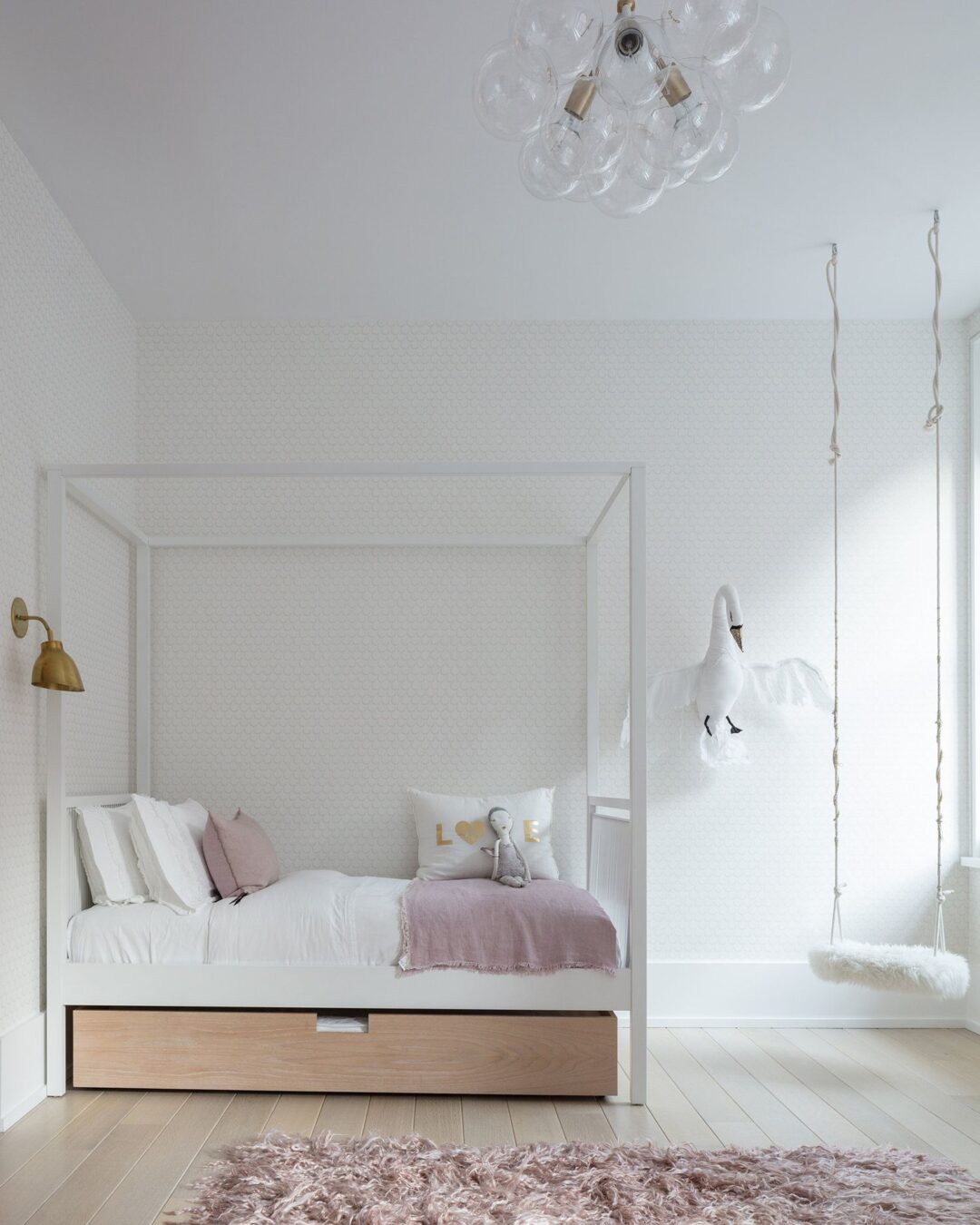 Taking a Look at the Minimalist Nursery Design Trend - Little Crown ...