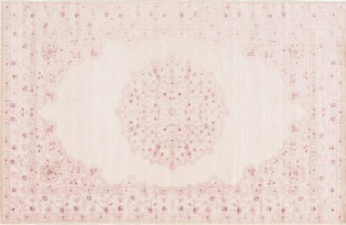 Blush pink rug for nursery