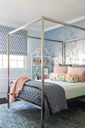 Chinoiserie Blue Floral Girl's Bedroom Design