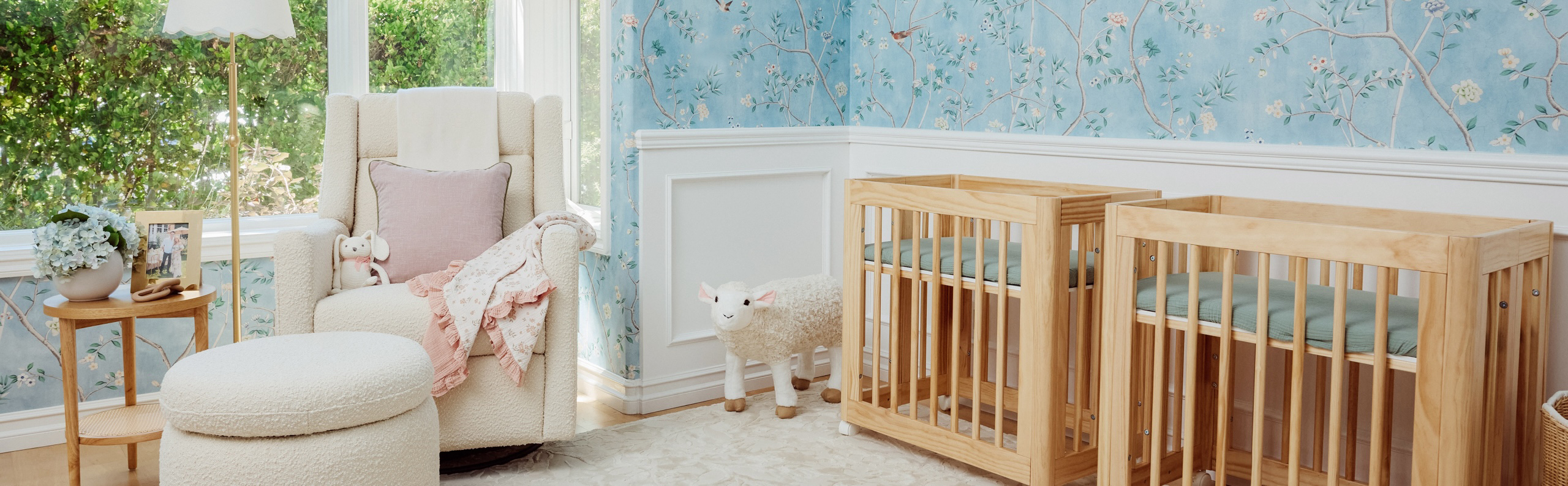 Chinoiserie Blue Floral Wallpaper Nursery